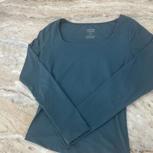 Trendy Queen Women’s XS Shirt